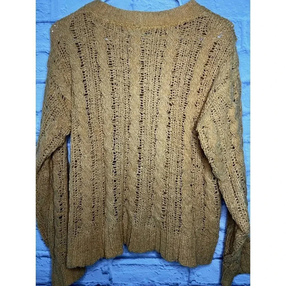 American Eagle yellow knit crew neck pullover soft sweater, size XS. - Picture 6 of 9